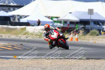 media/Apr-13-2024-SoCal Trackdays (Sat) [[f1617382bd]]/7-Turn 2 (1125am)/